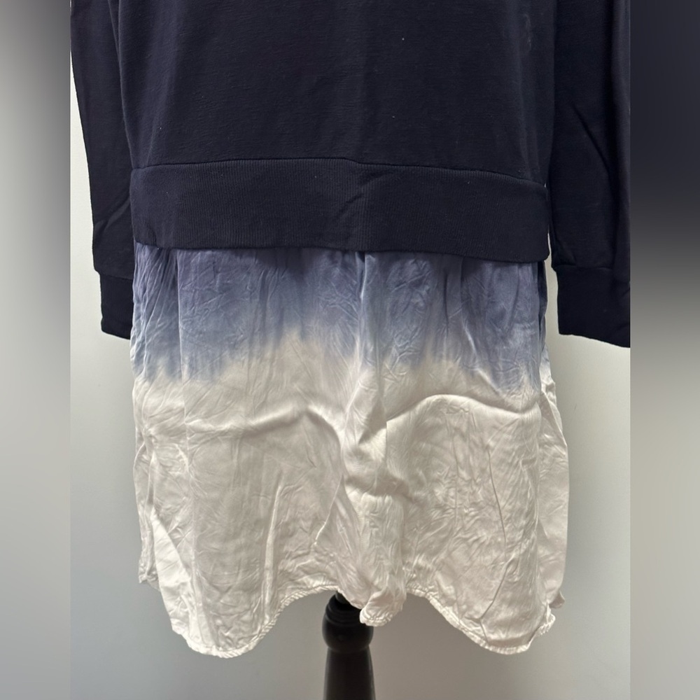 🌟 Clu Women’s Crew Neck Hem Pullover – Navy Blue, and White🌟 - Picture 7 of 12